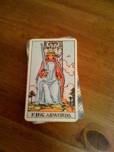 Should you read your own tarot cards